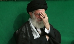 خبرگزاری فارس: پنجمین شب مراسم عزاداری حضرت اباعبدالله الحسین(ع) با حضور رهبر انقلاب خبرگزاری فارس: پنجمین شب مراسم عزاداری حضرت اباعبدالله الحسین(ع) با حضور رهبر انقلاب