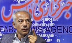 خبرگزاری فارس: خاکپور: چرا فقط قرارداد من رسانه‌ای شد؟/ توافقم با کفاشیان جور دیگری بود