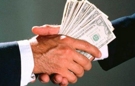 تلاش برای سیاسی کردن پیگیری یک تخلف تلاش برای سیاسی کردن پیگیری یک تخلف