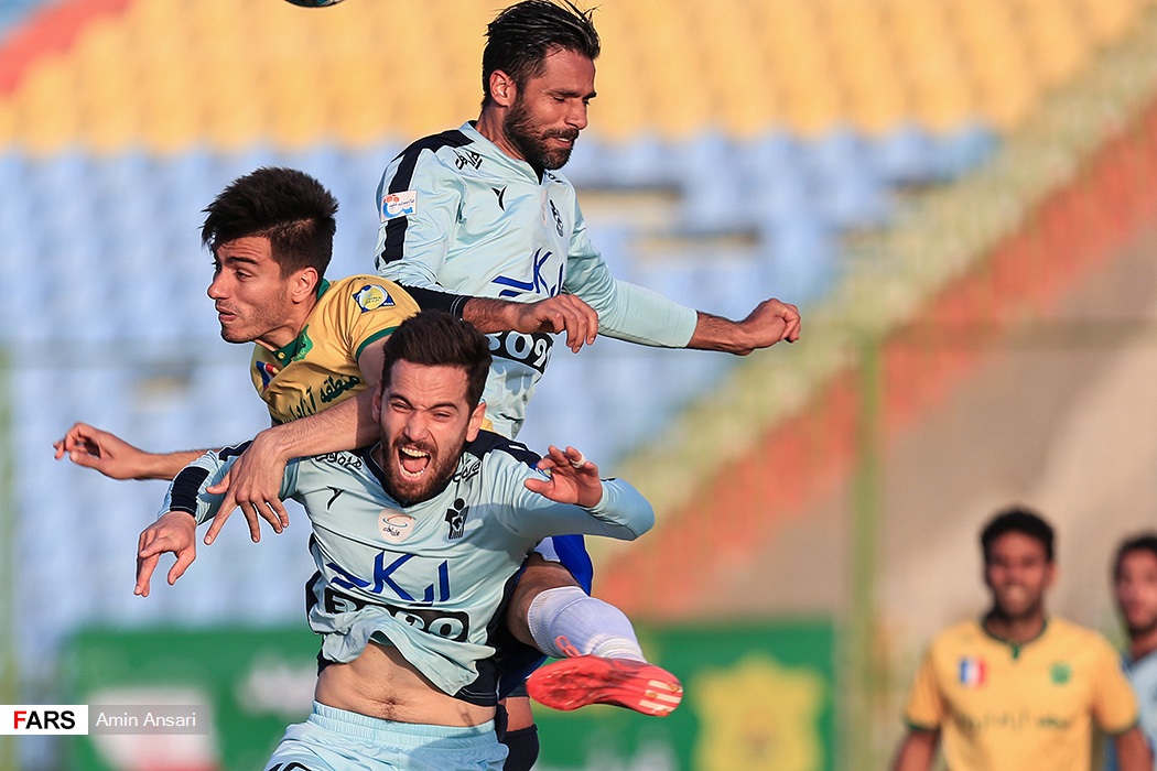 نفت آبادان 1 -  پیکان 0