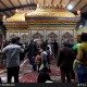 تصاویر آخرین بازدید مردم از ضریح مطهر امامین عسکرین سامرا در قم